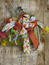 Load image into Gallery viewer, Pumpkin wreath.JPG
