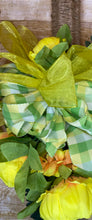 Load image into Gallery viewer, Mesh Cross Wreath.jpg