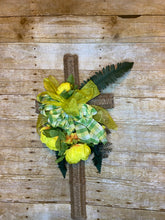 Load image into Gallery viewer, Mesh Cross Wreath.jpg