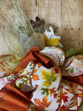 Load image into Gallery viewer, Pumpkin wreath.JPG