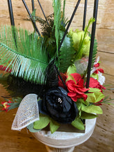 Load image into Gallery viewer, The "Maggie" flower lantern.jpg