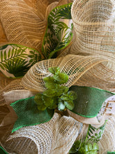 Load image into Gallery viewer, Welcome to our Home wreath- Green and Cream- Ready to Ship