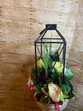 Load image into Gallery viewer, The "Maggie" flower lantern.jpg