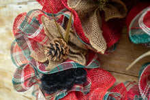 Load image into Gallery viewer, Christmas Bear Merry  Wreath.jpg