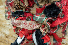 Load image into Gallery viewer, Christmas Bear Merry  Wreath.jpg