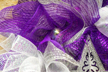 Load image into Gallery viewer,  Shining  Star Christmas Wreath.jpg