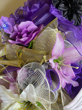 Load image into Gallery viewer,   Gold and Silver Angel  Funeral Wreath  .jpg
