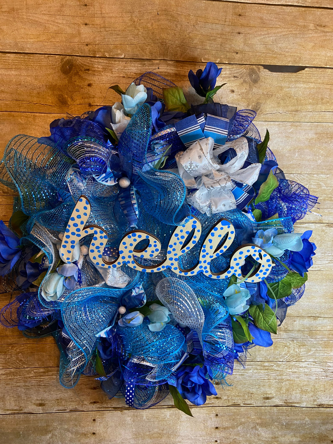  Wreath In Blue And Polka Dots .JPG