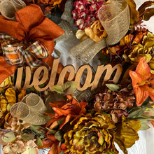 Load image into Gallery viewer, Fall wreath
