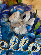 Load image into Gallery viewer,  Wreath In Blue And Polka Dots .JPG
