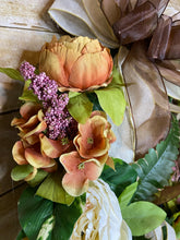 Load image into Gallery viewer, Grapevine Wreath With Brown And Cream Flowers.jpg
